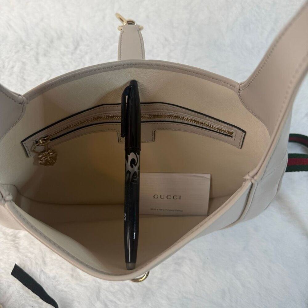 GUCCI Jackie Shoulder Bag - Picture 14 of 16